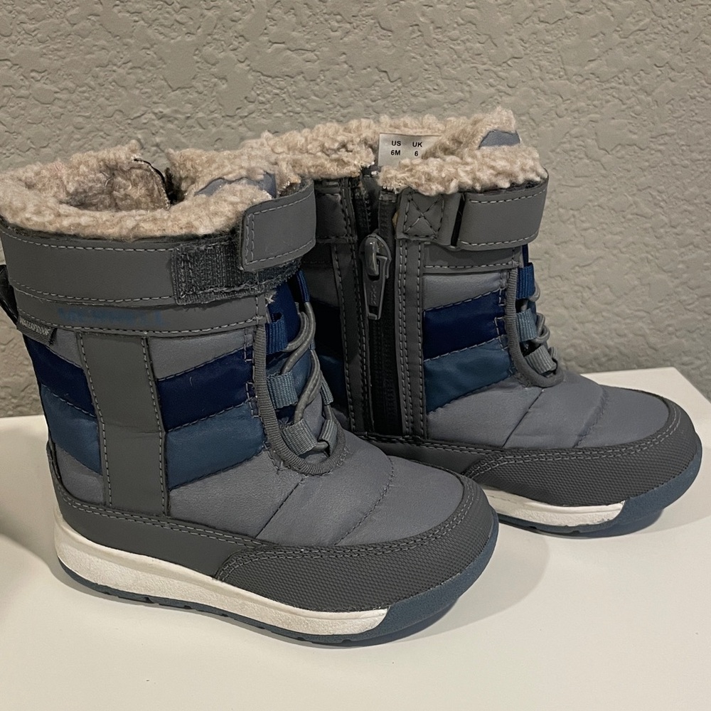 Merrell Gray and Blue Kids Snow Boots